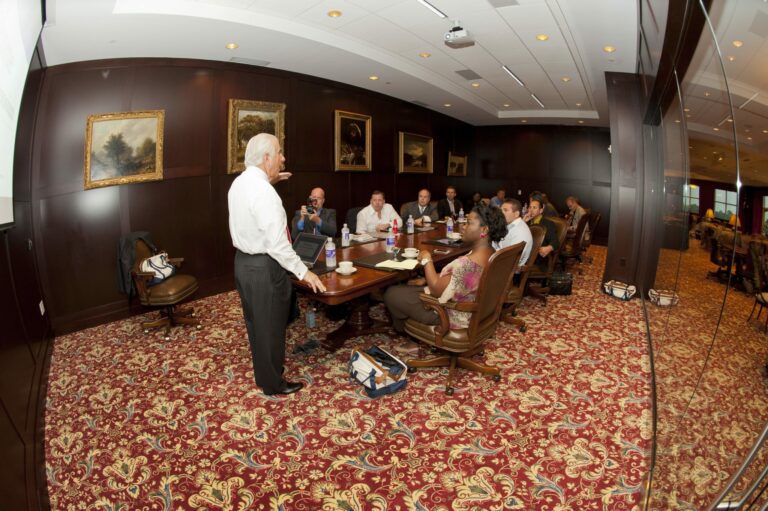 10160127085_0efce454e3_o-min-2048x1363