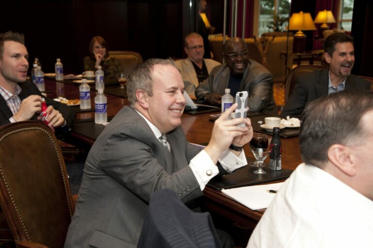 10161606353_be7208c55f_o-min-2048x1363